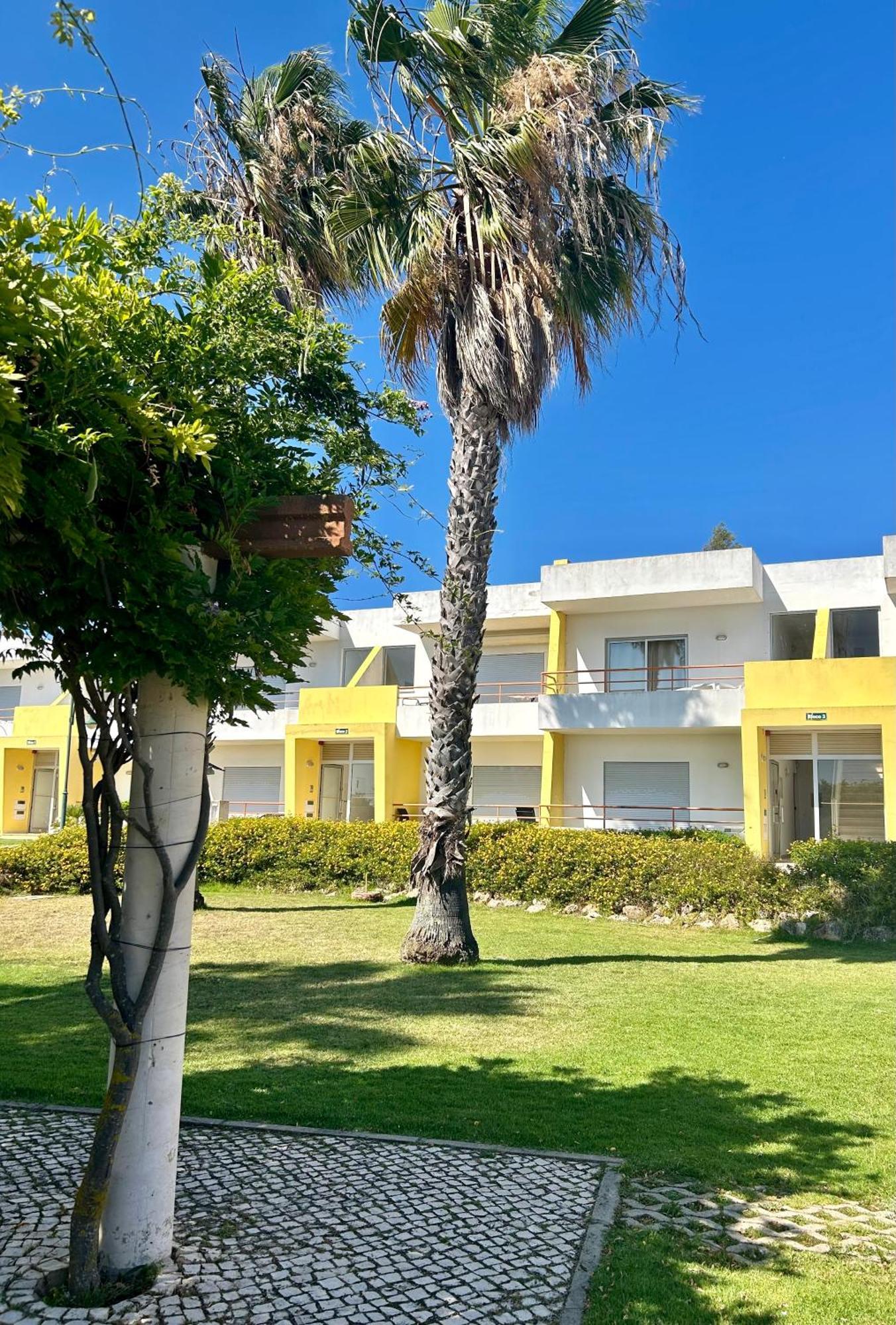Apartamentos Santa Teresinha アルヴォル エクステリア 写真